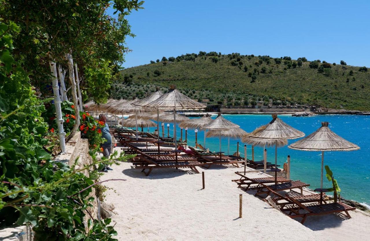 Villa Xhefri Sarandë Exterior foto